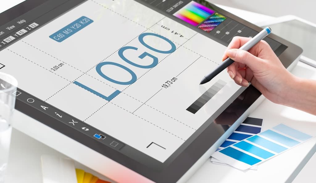 Valuta le proposte grafiche del tuo nuovo logo